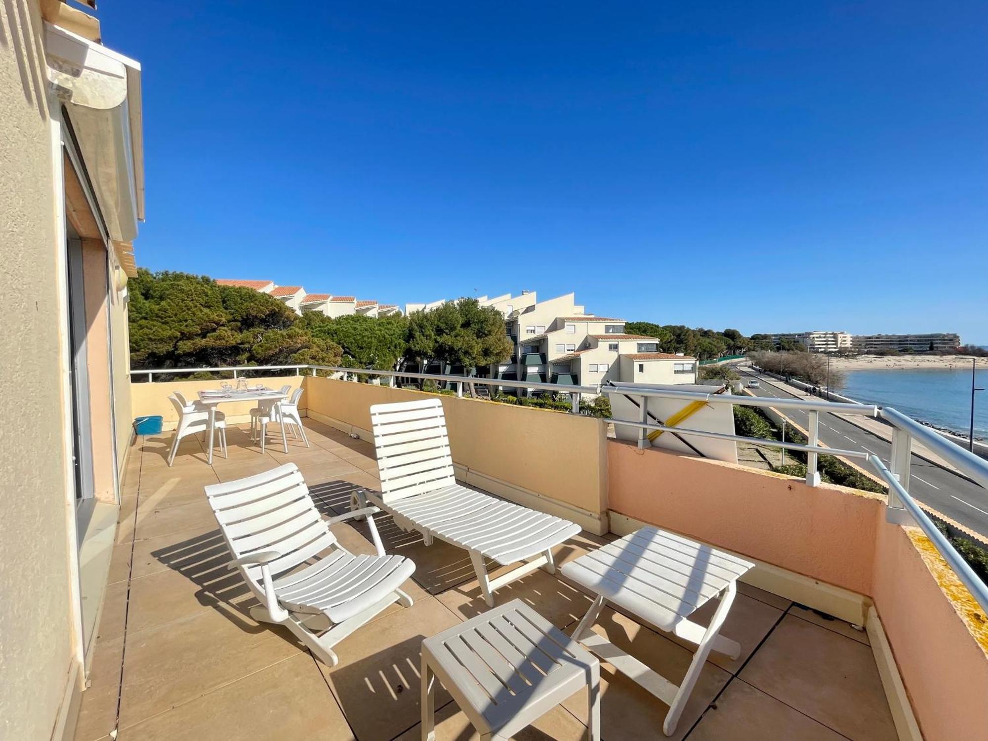 Appartement 2 Pieces Avec Terrasse 25M² Et Parking A 50M De La Plage - Fr-1-338-114 Sète Exterior foto